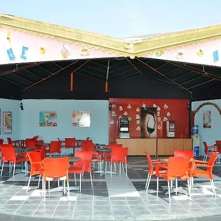 فندق Club Serena 3*