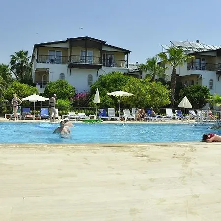 فندق Club Serena 3*